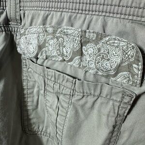 Women’s khaki Cargo Shorts